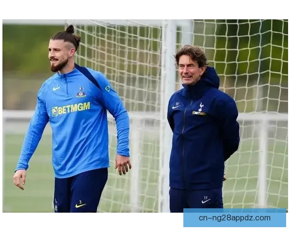 小伊布谈加盟阿贾克斯只为做自己