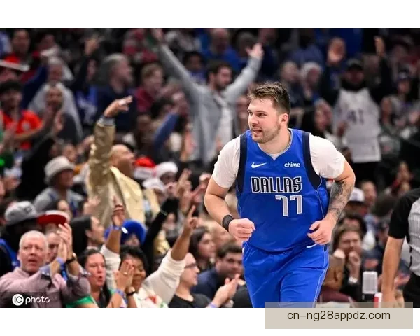 皮尔斯称东契奇非第一因防守弱 皮尔斯称东契奇非第一因防守弱