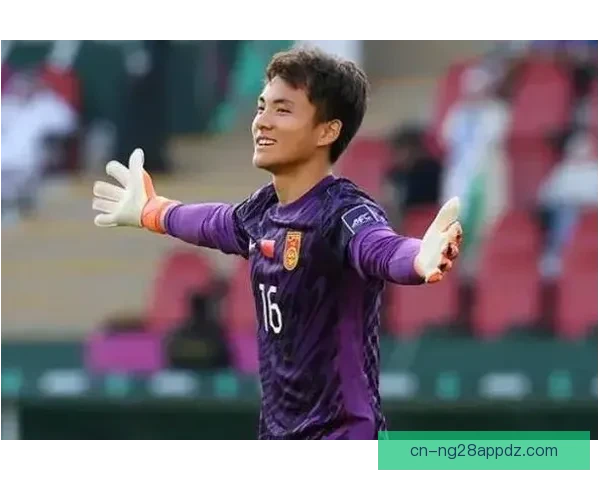 李昊寄语杭州小球迷共筑足球梦