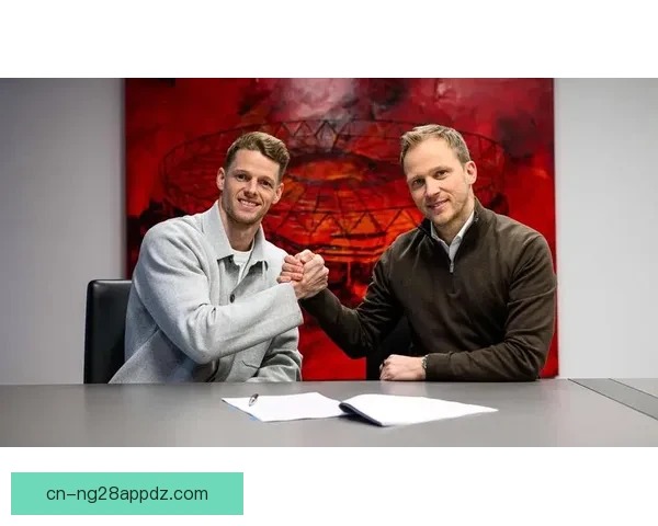 官宣勒沃库森租借门兴奥姆林